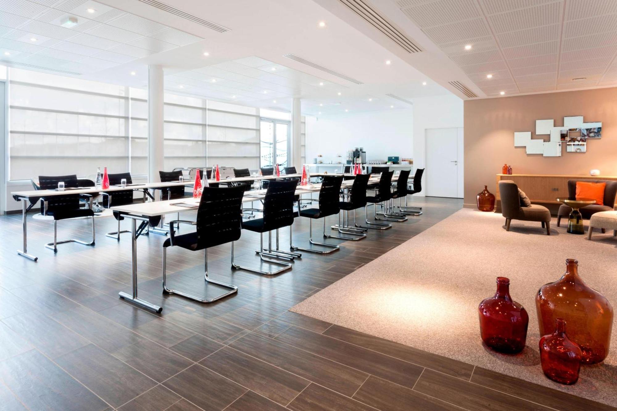 Ac Hotel By Marriott Paris Le Bourget Airport Dugny Dış mekan fotoğraf